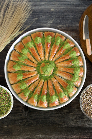 Tereyağlı Fıstıklı Havuç Dilimi